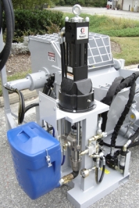 Custom built hydraulically powered airless spray pump
